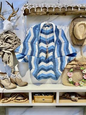 Artisan Blue CHEVRON boho shrug kimono cover up w shabby chic cottagecore vibe